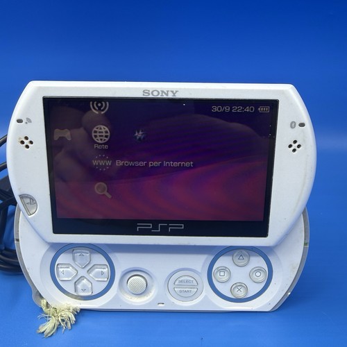 Psp bianca con caricatore - go,